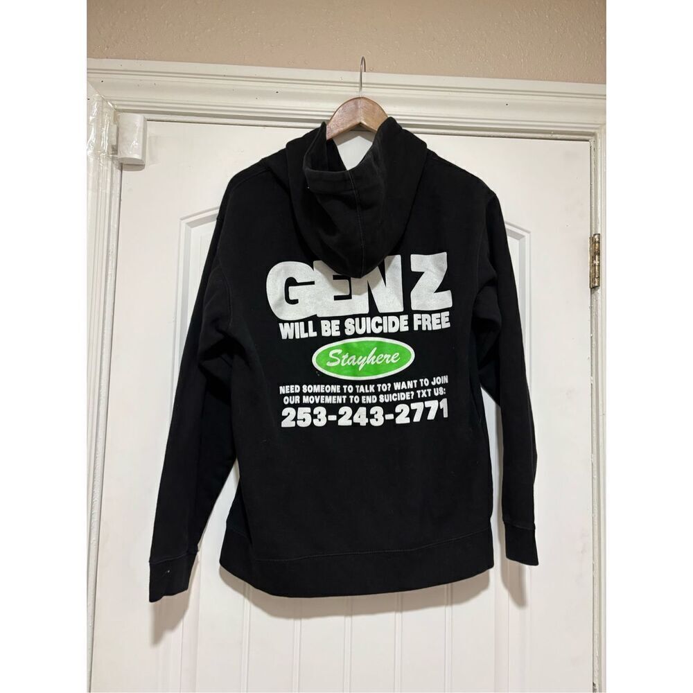 Stay Here Gen Z Hoodie Sz Small Black